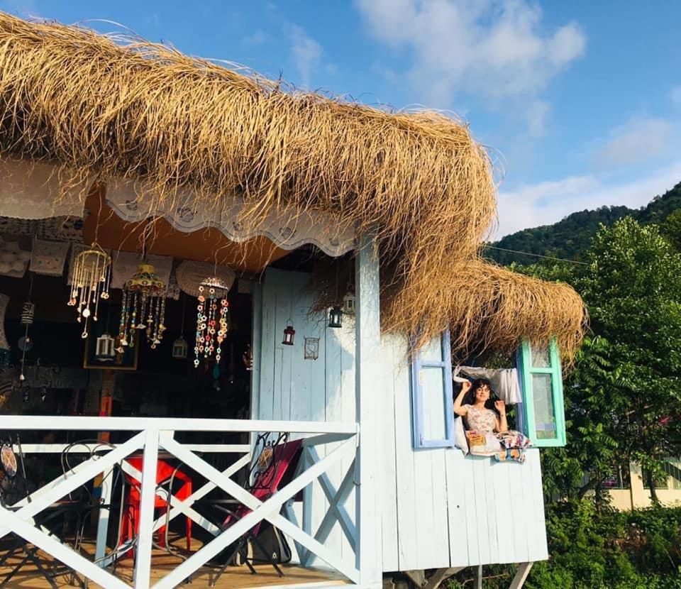 Chalet كفارياتي المظهر الخارجي الصورة
